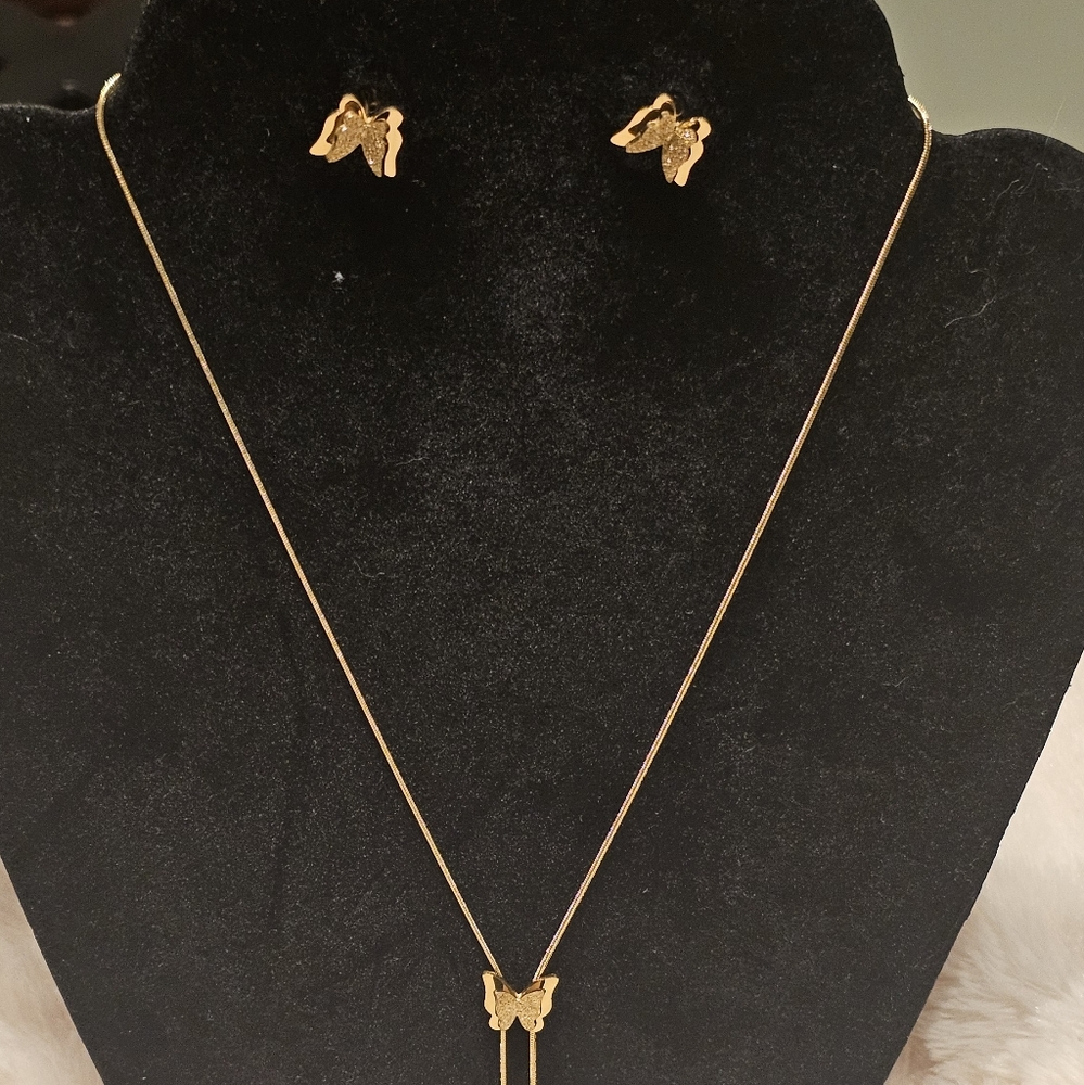 Elegant Gold Plated Butterflies Jewelry Set
